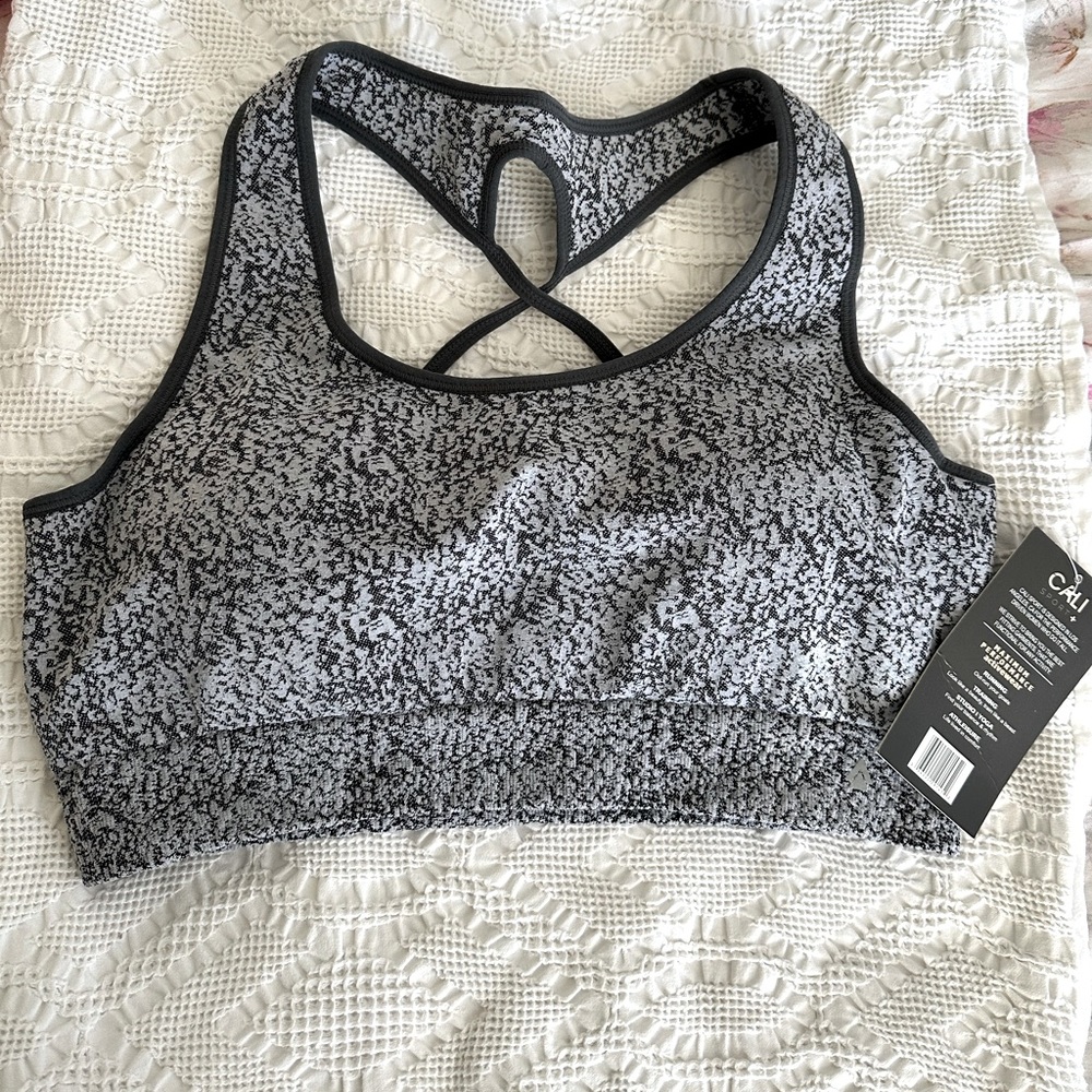NWT. Cali Sports  athletic bra, grey charcoal size 1X